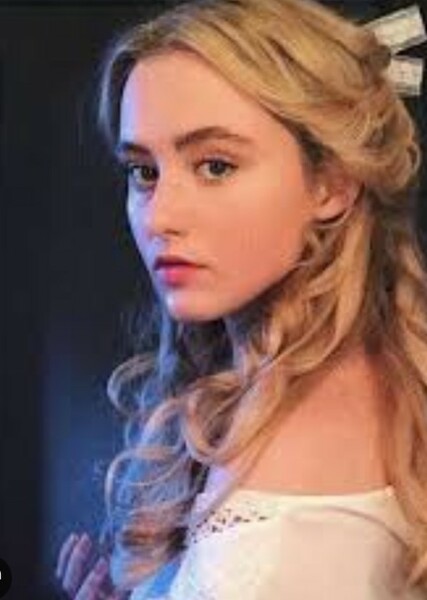 Kathryn Newton photo