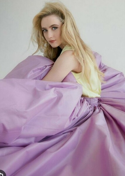 Kathryn Newton photo
