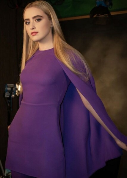 Kathryn Newton photo