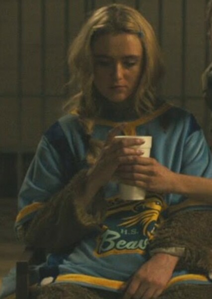 Kathryn Newton photo