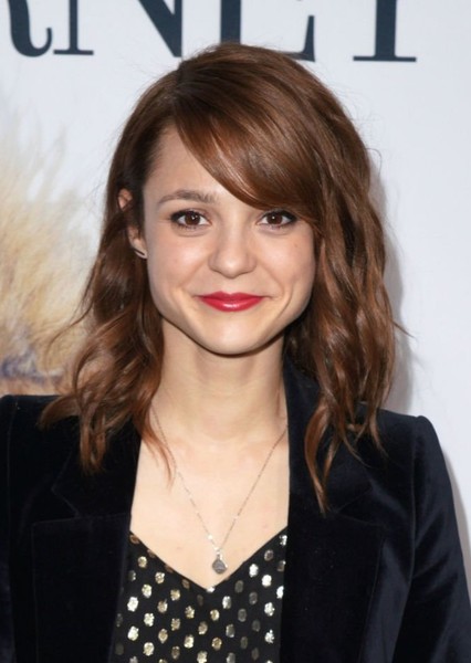 Kathryn Prescott photo