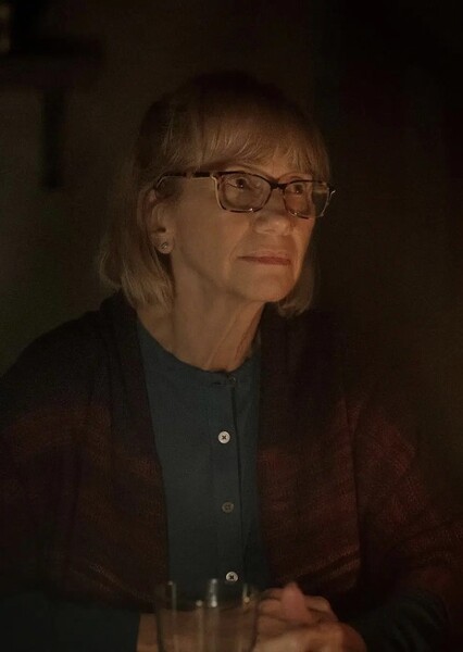 Kathy Baker photo