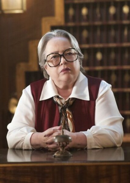 Kathy Bates photo
