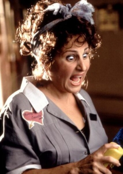Kathy Najimy photo