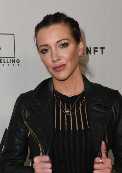 Katie Cassidy photo