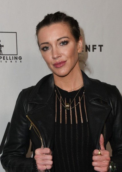Katie Cassidy photo