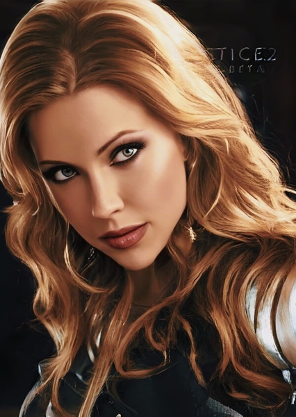 Katie Cassidy photo