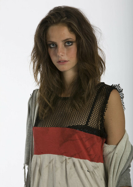 Kaya Scodelario photo