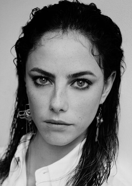 Kaya Scodelario photo