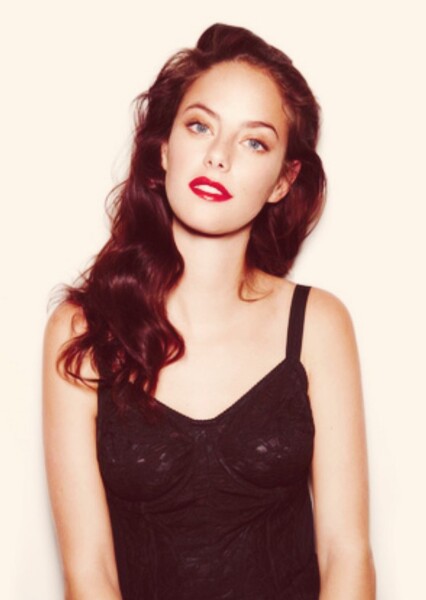 Kaya Scodelario photo