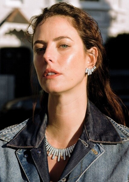 Kaya Scodelario photo