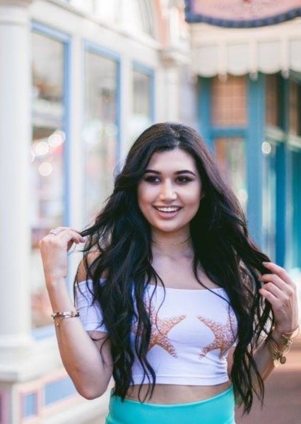 Kayla Stagnoli photo