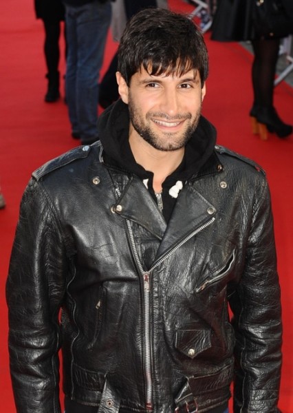 Kayvan Novak photo