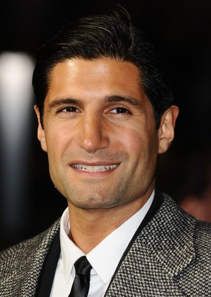 Kayvan Novak photo