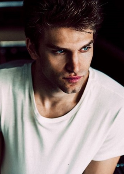 Keegan Allen
