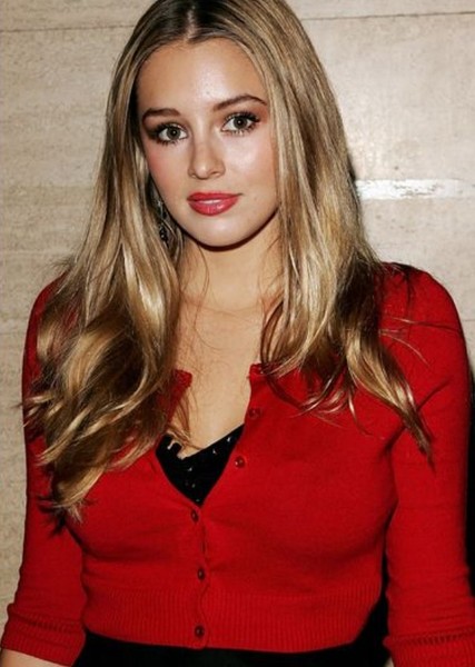 Keeley Hazell photo