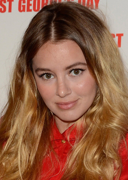 Keeley Hazell photo