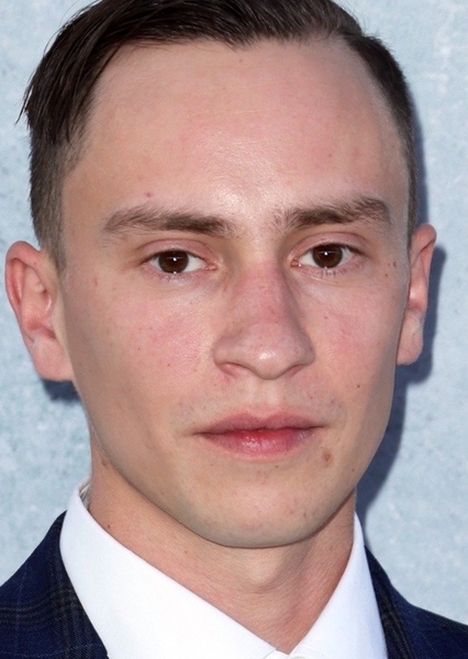 Keir Gilchrist photo