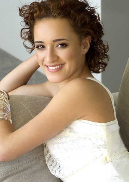 Keisha Castle-Hughes photo