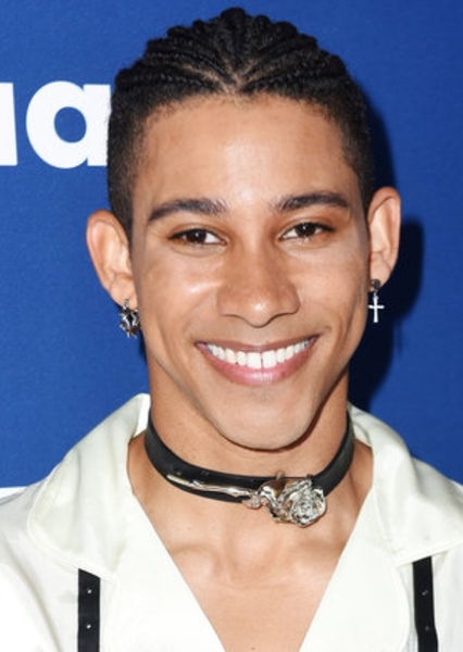 Keiynan Lonsdale photo