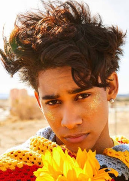 Keiynan Lonsdale photo