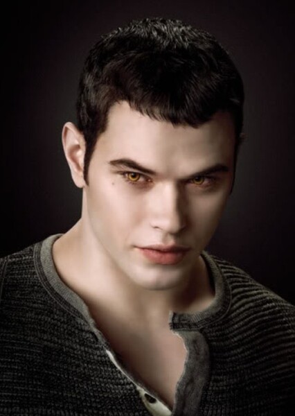 Kellan Lutz photo