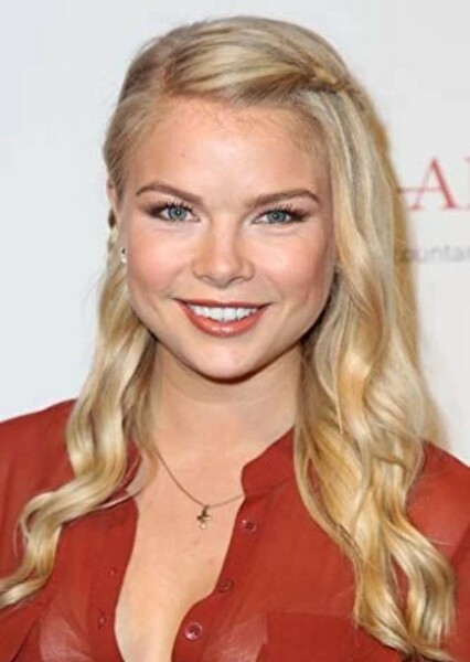 Kelli Goss photo