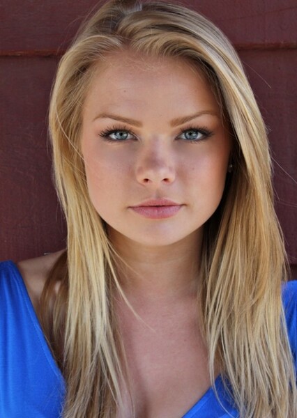 Kelli Goss photo