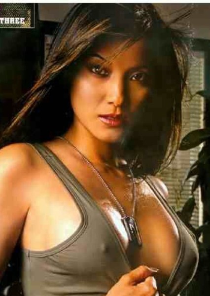Kelly Hu