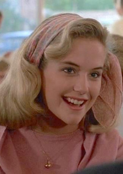 Kelly Preston