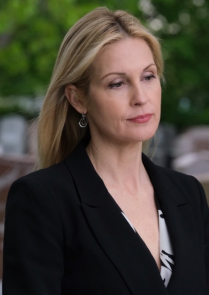 Kelly Rutherford