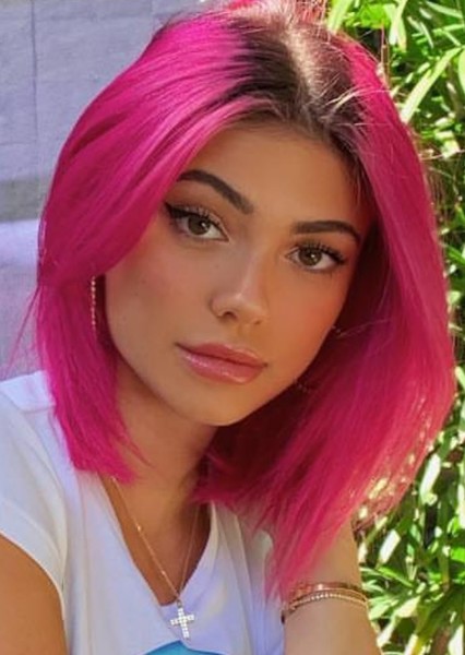 Kelsey Calemine