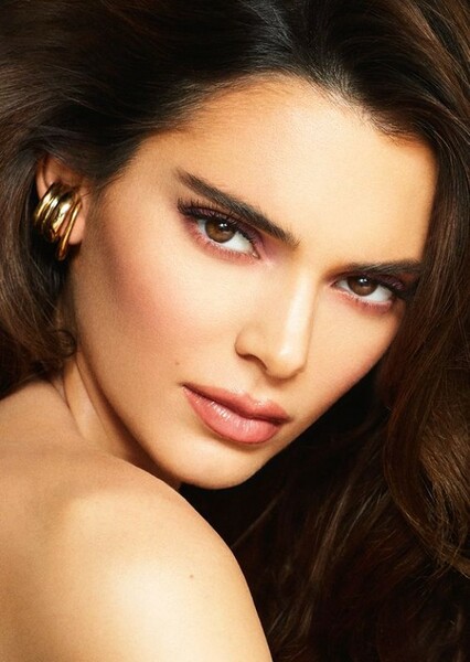 Kendall Jenner photo