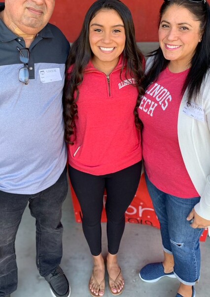 Kenna Flores photo