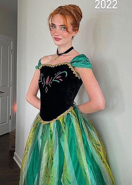 Kennedy Claire Walsh photo