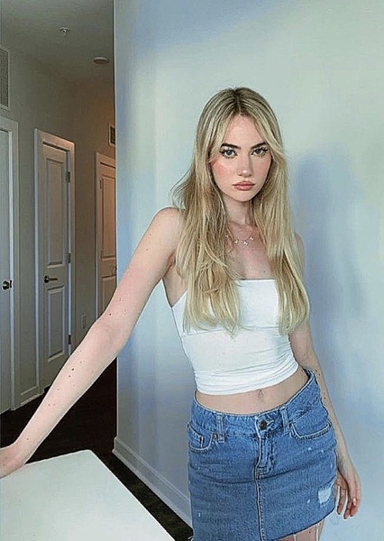 Kennedy Claire Walsh photo