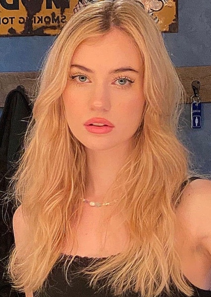 Kennedy Claire Walsh photo