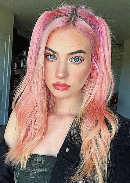 Kennedy Claire Walsh photo