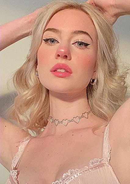 Kennedy Claire Walsh photo