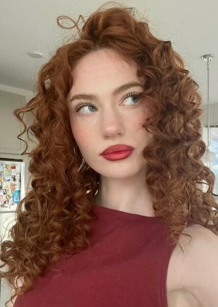 Kennedy Walsh photo