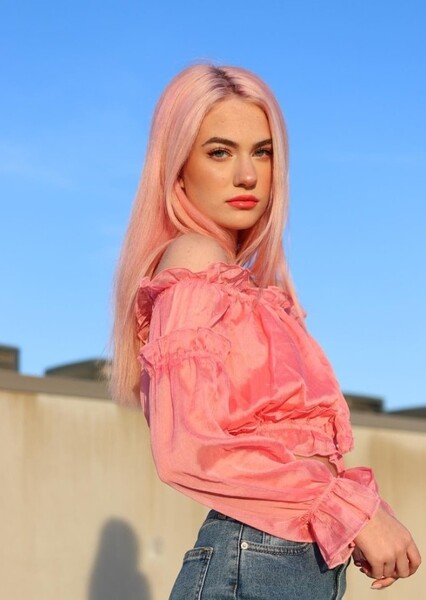 Kennedy Walsh photo