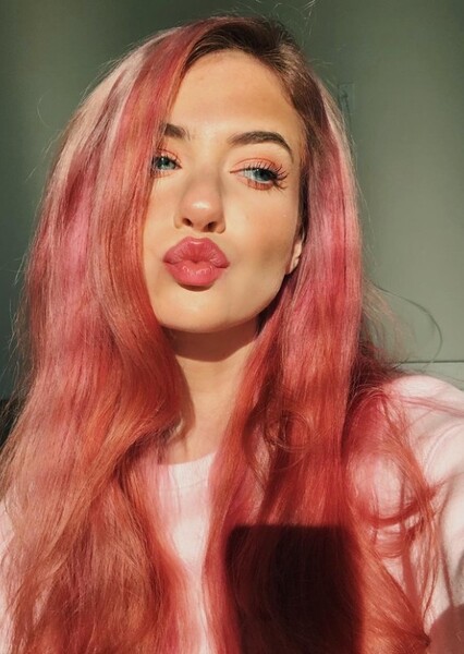 Kennedy Walsh photo
