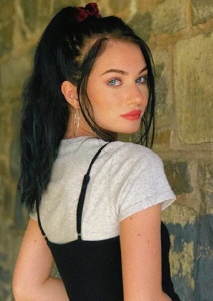 Kennedy Walsh photo