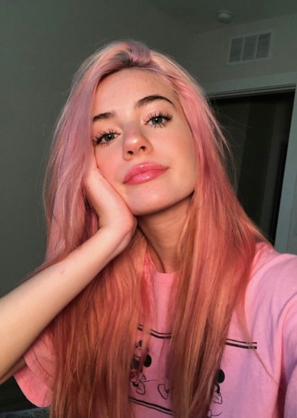 Kennedy Walsh photo