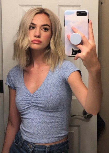 Kennedy Walsh photo