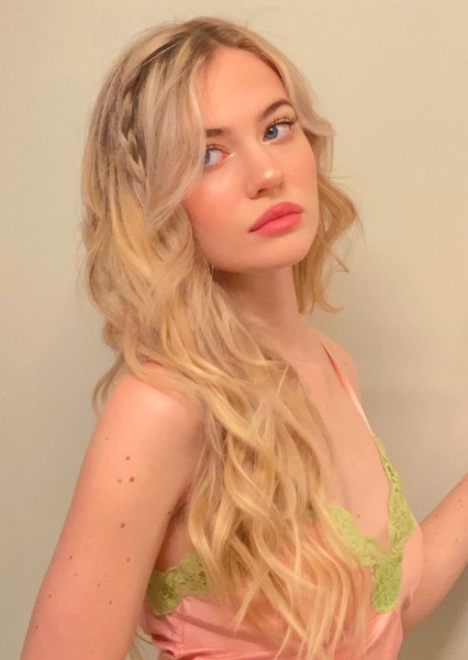Kennedy Walsh photo