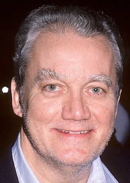 Kenneth McMillan photo