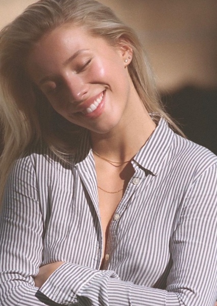 Kenzi Hope photo