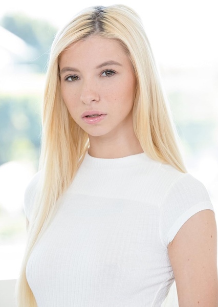Kenzie Reeves