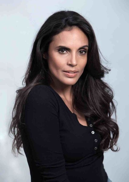 Kesia Elwin Fan Casting